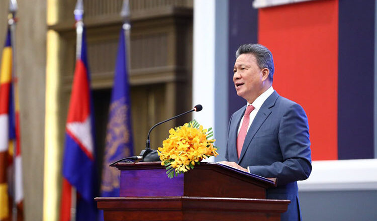 Cambodia, US forge economic ties amid regional uncertainty